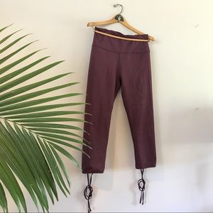 AERIE lace-up 7/8 cropped leggings in wine